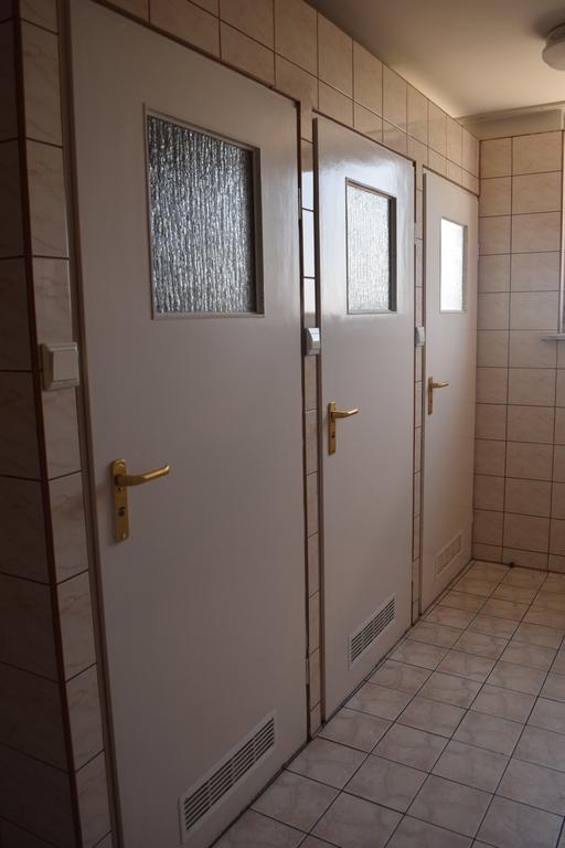 Dom Studencki Atol Hostel Krakow Bagian luar foto