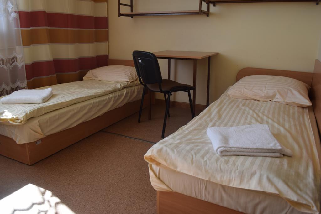 Dom Studencki Atol Hostel Krakow Bagian luar foto
